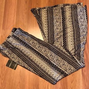 BNWT Forever 21 Plus Sz. 2X Knit Pants Black/Cream